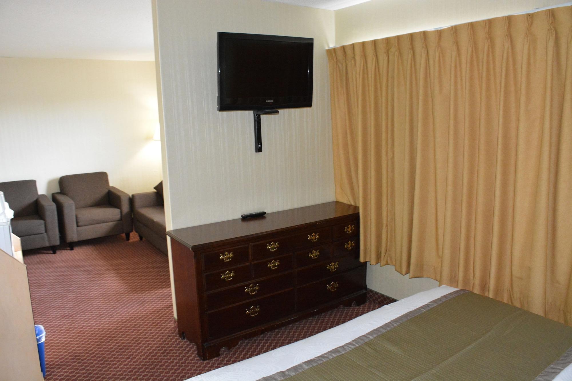 Travelodge By Wyndham Lethbridge Esterno foto