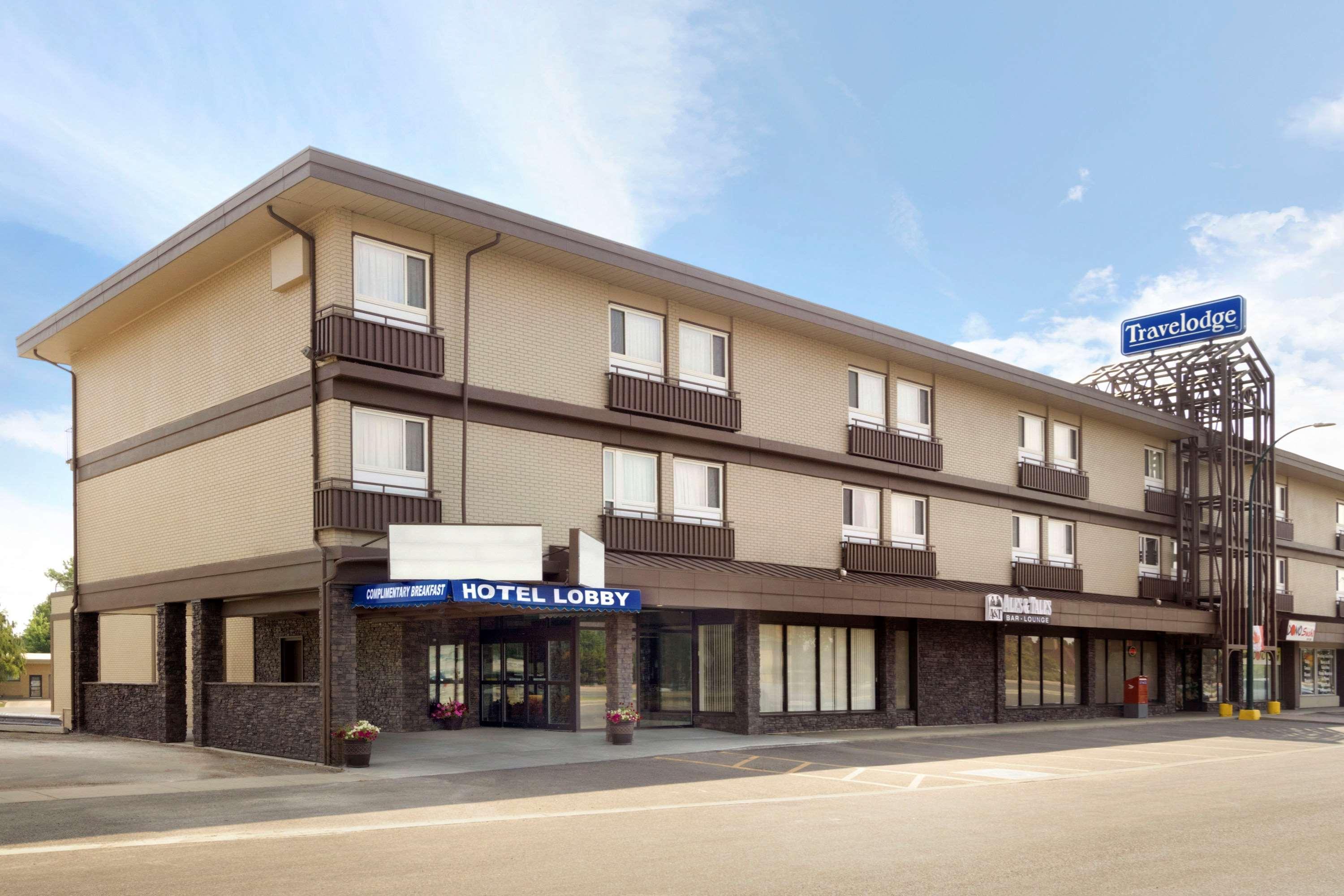 Travelodge By Wyndham Lethbridge Esterno foto