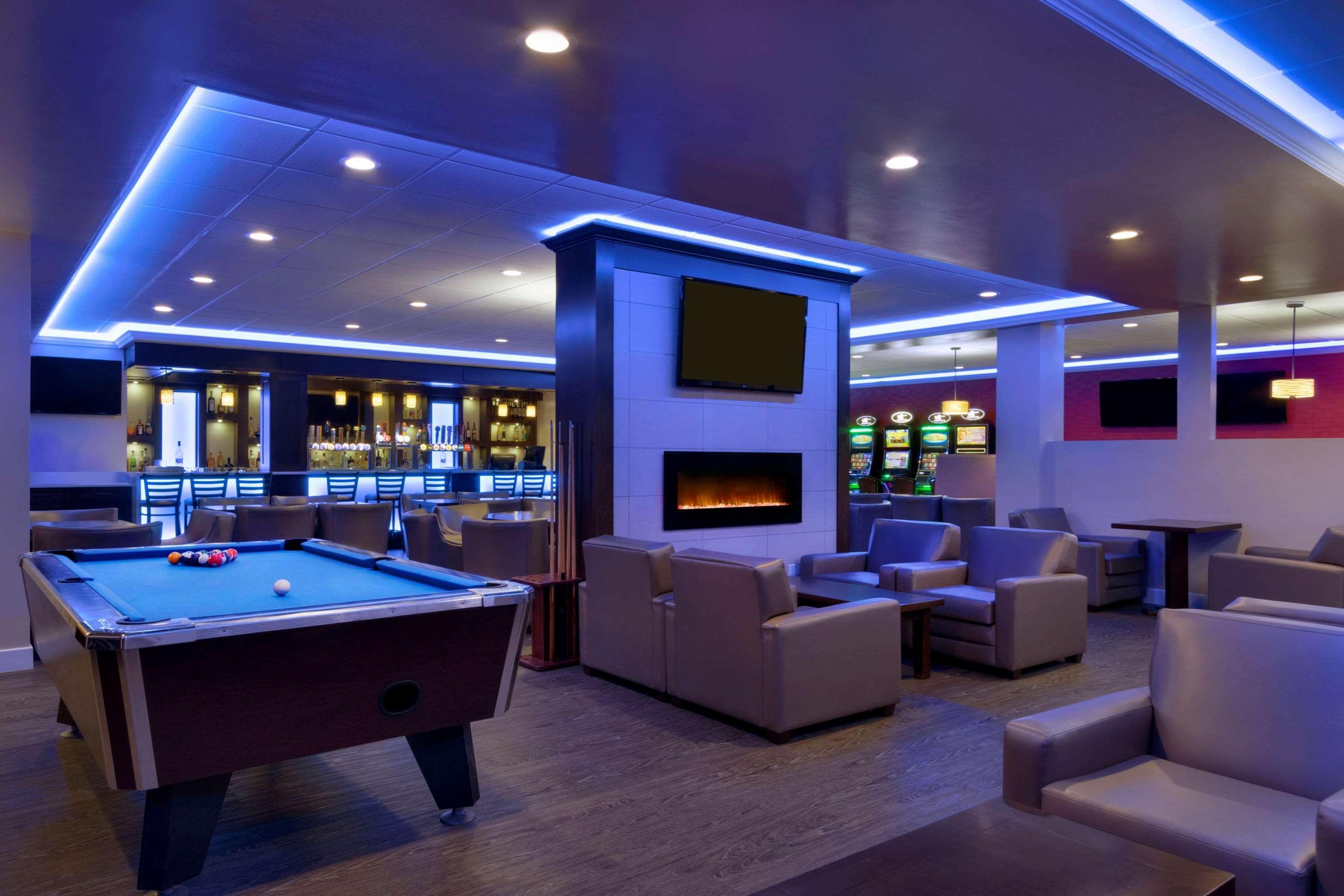 Travelodge By Wyndham Lethbridge Esterno foto