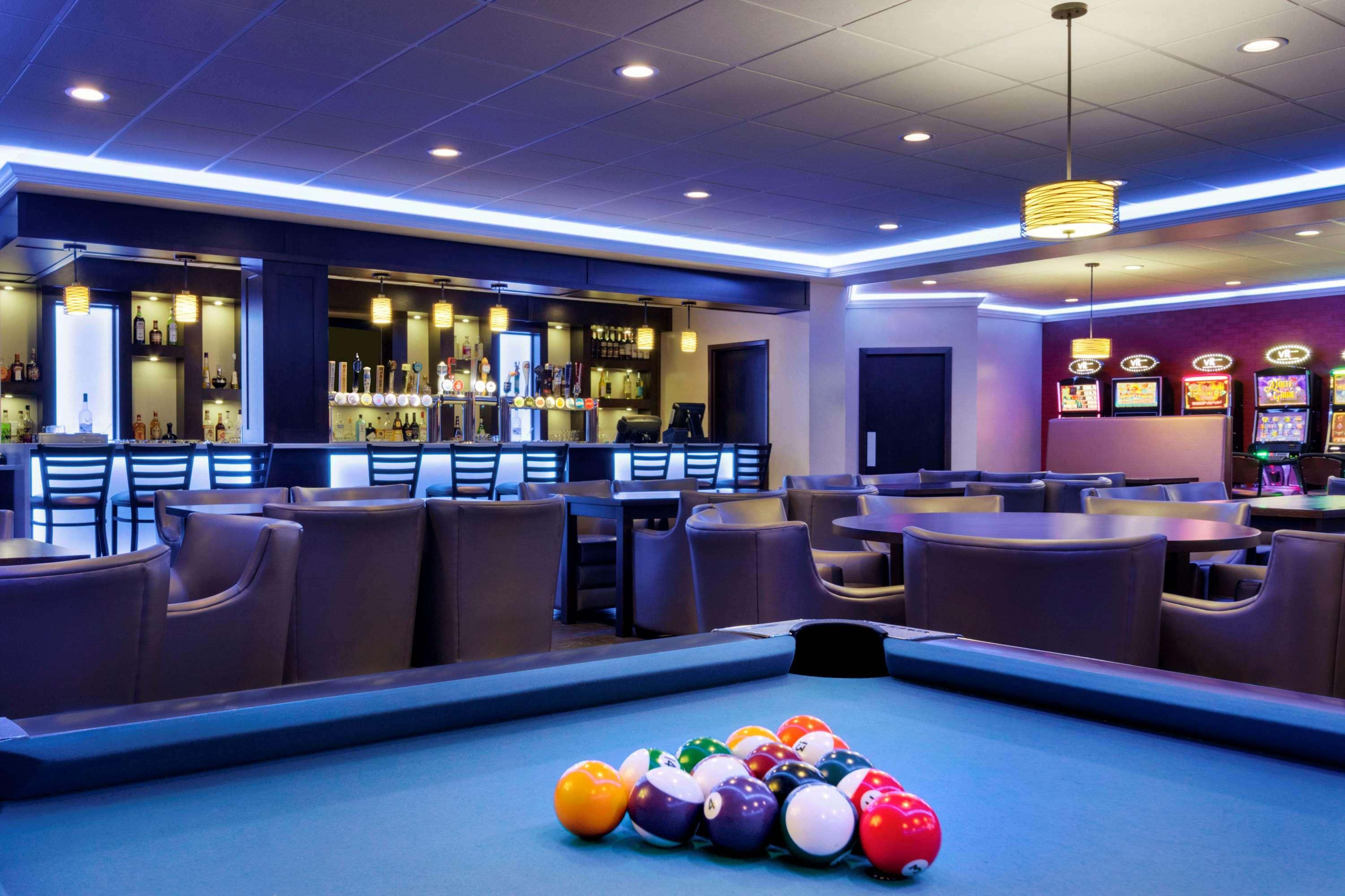 Travelodge By Wyndham Lethbridge Esterno foto