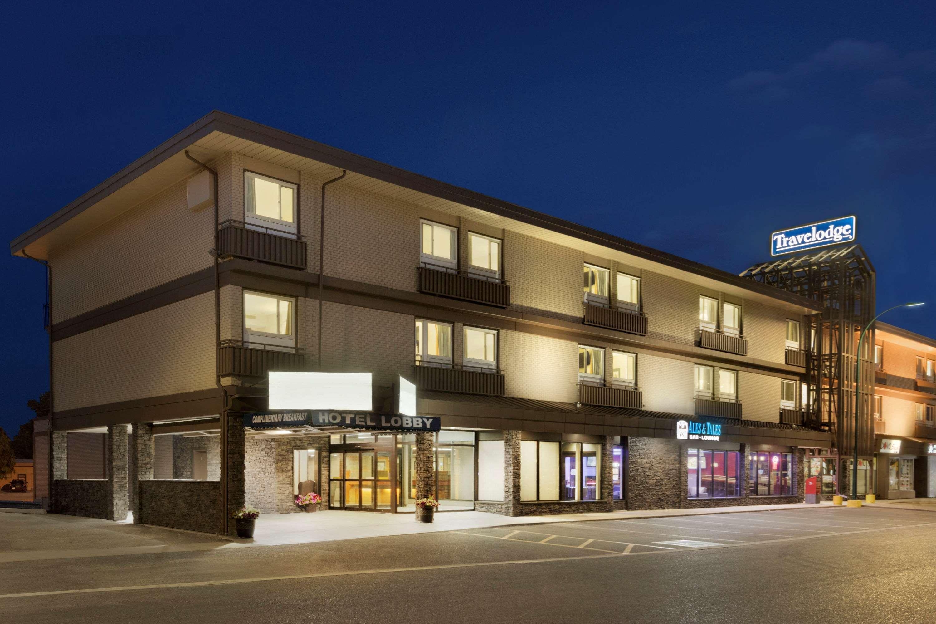 Travelodge By Wyndham Lethbridge Esterno foto